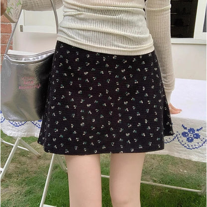 Sweet Floral Knit A-Line Mini Skirt – High-Waisted Casual Skirt for Women (S–XL)