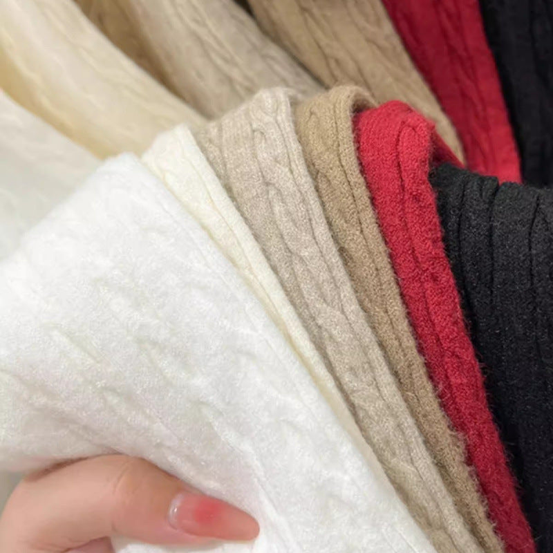 Cable-knit long-sleeved sweater top