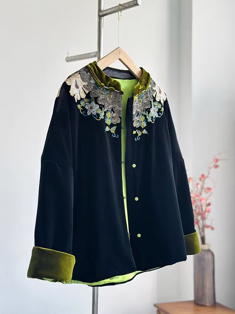 Vintage Embroidered Velvet Jacket – Women’s Loose Fit Elegant Autumn Winter Cardigan Coat