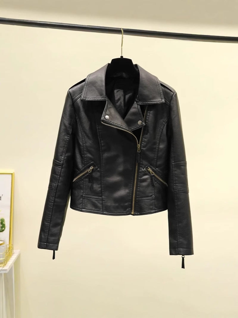 Black cropped lapel leather jacket – a classic cool style, a fashionable item suitable for various scenes