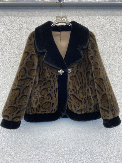 Leopard print colorblock plush coat - a fusion of retro wildness and fashionable luxury, creating an eye-catching look in multiple scenes