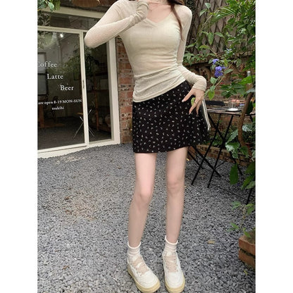 Sweet Floral Knit A-Line Mini Skirt – High-Waisted Casual Skirt for Women (S–XL)