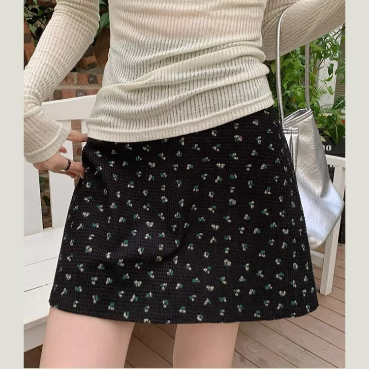Sweet Floral Knit A-Line Mini Skirt – High-Waisted Casual Skirt for Women (S–XL)